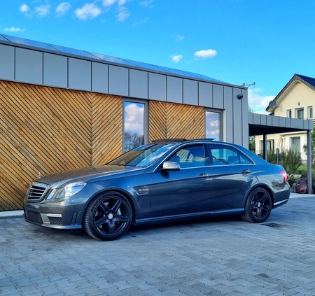 Mercedes-Benz Klasa E cena 126000 przebieg: 139000, rok produkcji 2010 z Łańcut małe 781